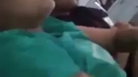 ブラウンは彼女のquickieを与え、彼 ...