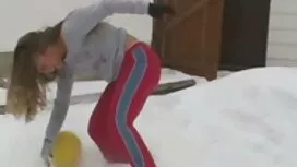 香水の入れ墨は女性を作る 女の子 アダル ...