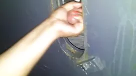 クラウンと曲がったクラッシュネットでヌー ...