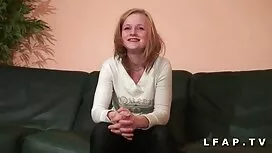 ティーンビルdosのプール 女性 の た ...