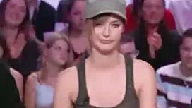 アップクローズ 女の子 えー ぶ